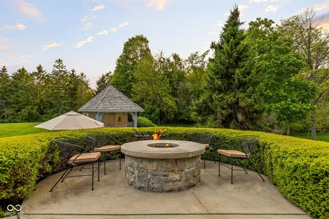 42 Monahan Road Zionsville IN 46077