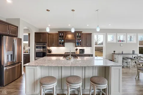 5683 Oakmont Boulevard Bargersville IN 46106