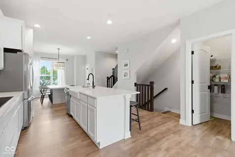 2945 Bolton Square Boulevard Indianapolis IN 46222