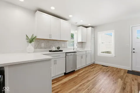 5018 Primrose Avenue Indianapolis IN 46205