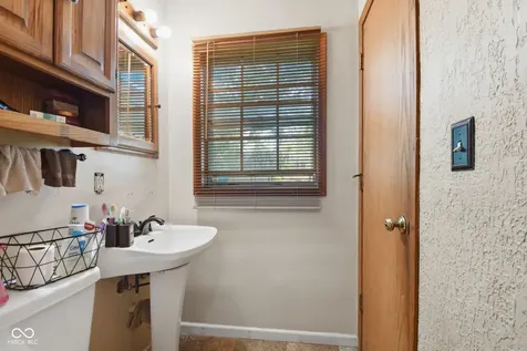 3614 Mac Arthur Lane Indianapolis IN 46224