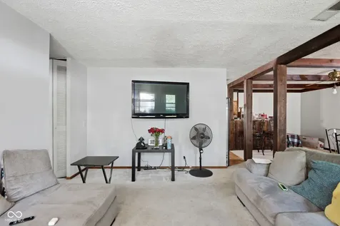 3614 Mac Arthur Lane Indianapolis IN 46224