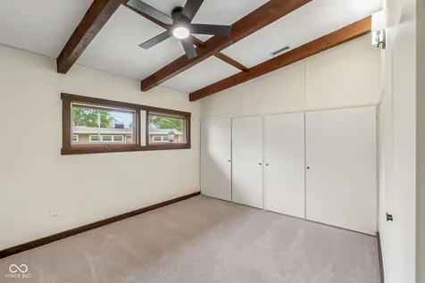 895 Raymond Street Plainfield IN 46168