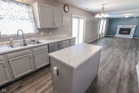 3929 Owster Lane Indianapolis IN 46237