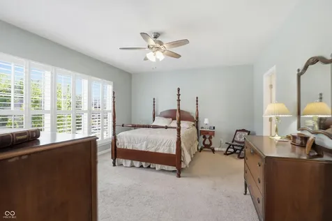 1626 Lacebark Drive Greenwood IN 46143