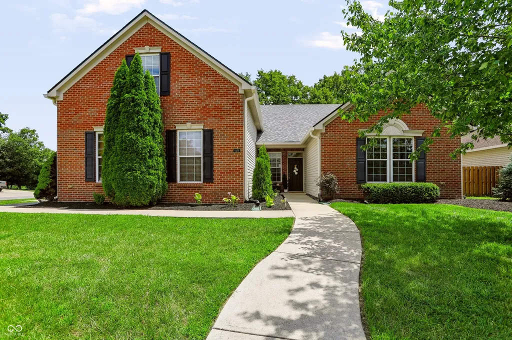 9459 N Bayfield Drive Mccordsville IN 46055