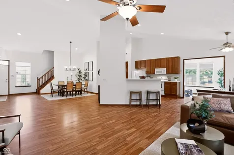 9459 N Bayfield Drive Mccordsville IN 46055