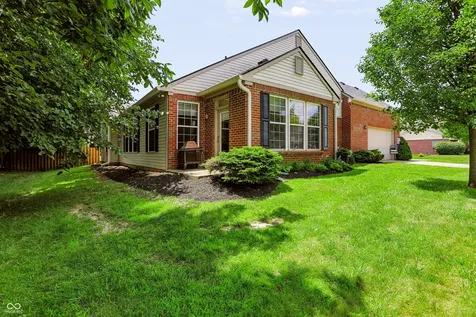 9459 N Bayfield Drive Mccordsville IN 46055
