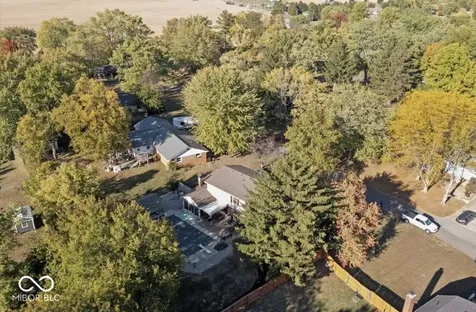 915 Edgehill Lane Anderson IN 46012