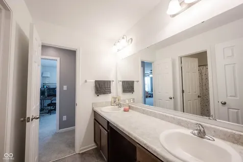 530 Shallowroot Lane Sheridan IN 46069