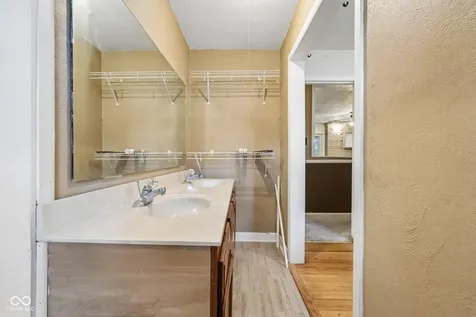 320 Maple Street Greenwood IN 46142
