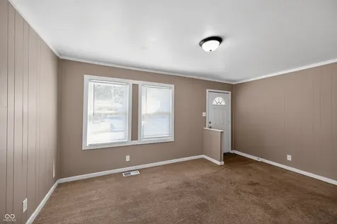 5936 E Shimer Avenue Indianapolis IN 46219
