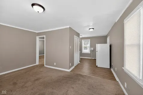 5936 E Shimer Avenue Indianapolis IN 46219