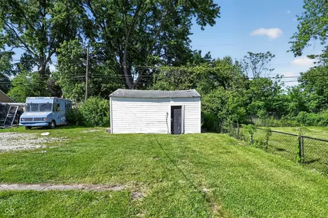 5936 E Shimer Avenue Indianapolis IN 46219