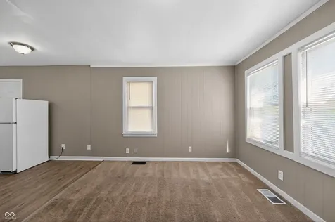 5936 E Shimer Avenue Indianapolis IN 46219