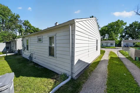 5936 E Shimer Avenue Indianapolis IN 46219