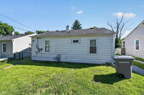 5936 E Shimer Avenue Indianapolis IN 46219