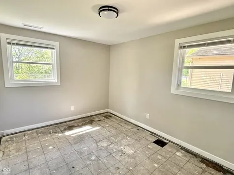 4132 N Vinewood Avenue Indianapolis IN 46254