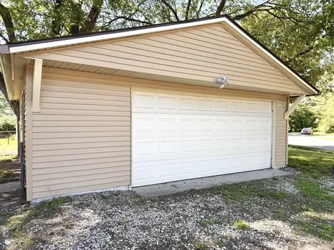 4132 N Vinewood Avenue Indianapolis IN 46254