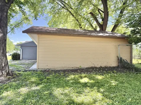 4132 N Vinewood Avenue Indianapolis IN 46254