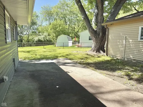 4132 N Vinewood Avenue Indianapolis IN 46254