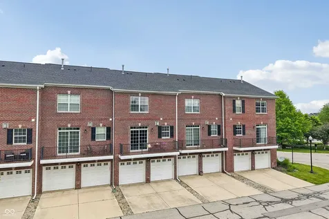 8266 Ethan Drive Fishers IN 46038