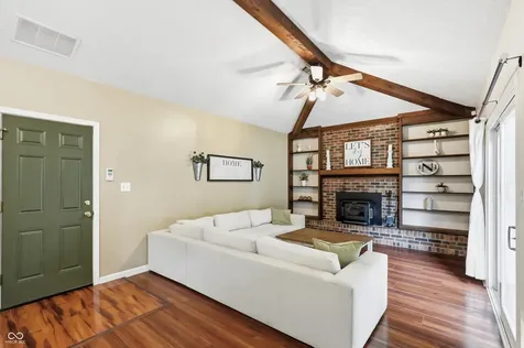 8035 Vineyard Drive Indianapolis IN 46260