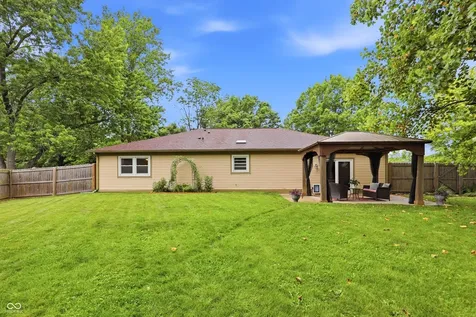 8035 Vineyard Drive Indianapolis IN 46260