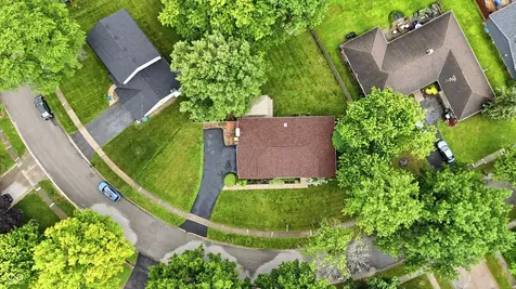 8035 Vineyard Drive Indianapolis IN 46260