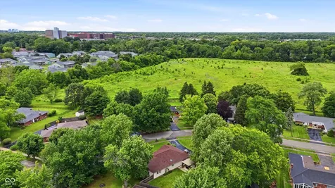 8035 Vineyard Drive Indianapolis IN 46260