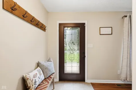 8035 Vineyard Drive Indianapolis IN 46260