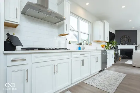 14856 Tiago Lane Fishers IN 46040