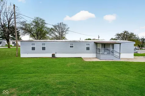 182 Echo Lake E Drive Mooresville IN 46158