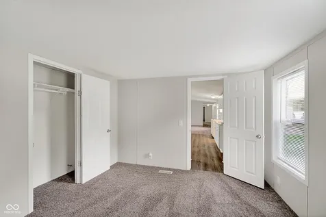 182 Echo Lake E Drive Mooresville IN 46158