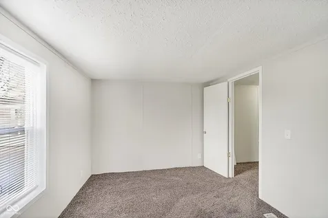 182 Echo Lake E Drive Mooresville IN 46158