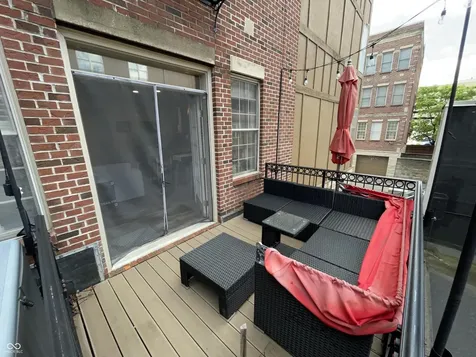 220 N Cleveland Street Indianapolis IN 46204