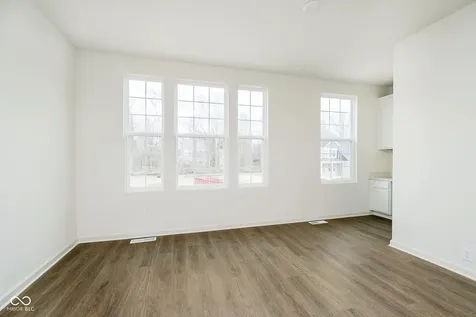 14524 Elsmere Lane Carmel IN 46074