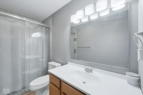906 Moonlight Court Mooresville IN 46158