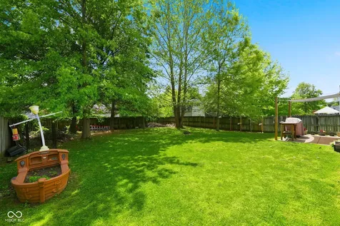 906 Moonlight Court Mooresville IN 46158