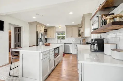 8790 E 400 S Zionsville IN 46077