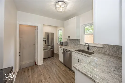 5325 E 10th Street Indianapolis IN 46219