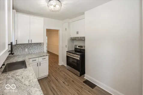 5325 E 10th Street Indianapolis IN 46219