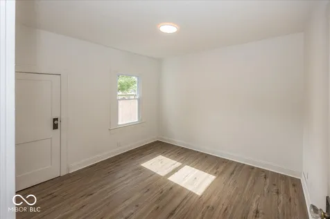 5325 E 10th Street Indianapolis IN 46219