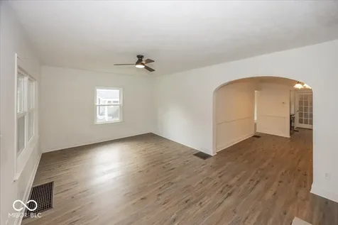 5325 E 10th Street Indianapolis IN 46219