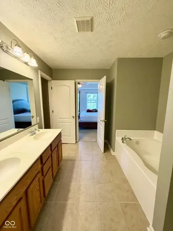 13517 Molique Boulevard Fishers IN 46037