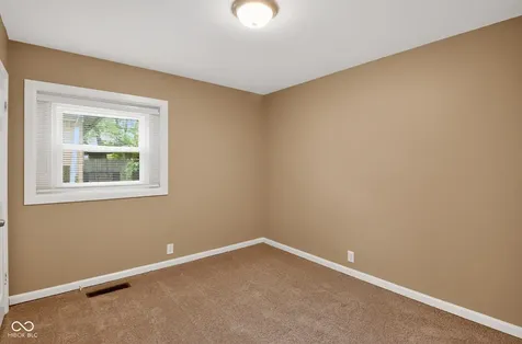 7229 E 34th Place Indianapolis IN 46226
