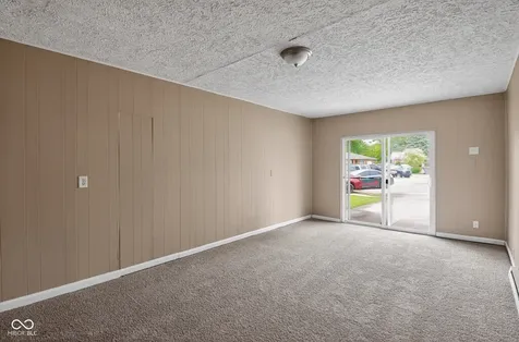 7229 E 34th Place Indianapolis IN 46226