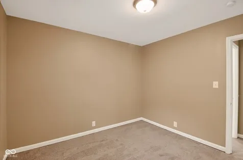 7229 E 34th Place Indianapolis IN 46226