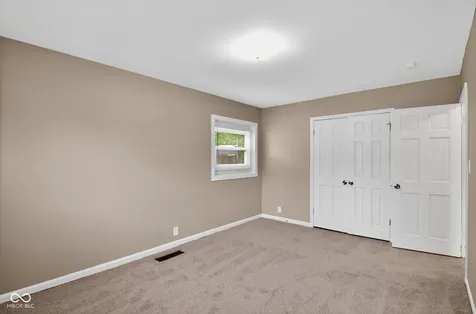 7229 E 34th Place Indianapolis IN 46226