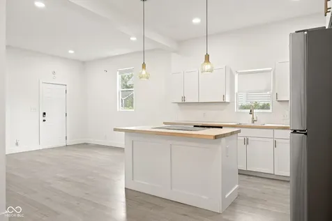 577 Chestnut Street Noblesville IN 46060